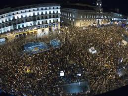 Los indignados a la caza del imperio 9
