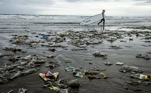 Estas son las playas más contaminadas de España