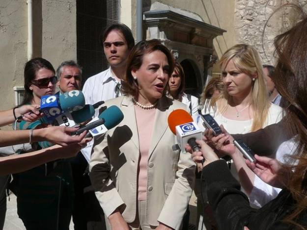 La nueva ministra de Trabajo apuesta por un "replanteamiento total" de la reforma laboral de 2012 1