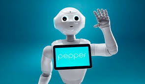 ¿Quién prefieres que te atienda, un robot o una persona? 1