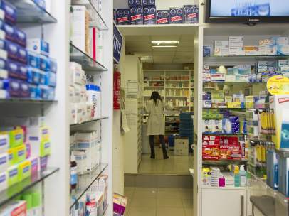 El 1 de enero bajan los precios de más de 1.200 medicamentos en las farmacias 4