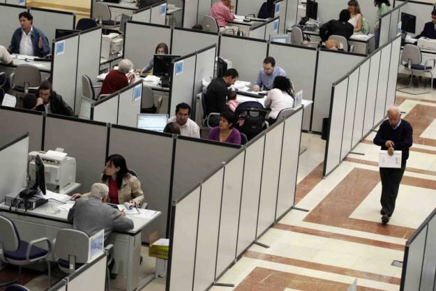 El Gobierno aprueba una oferta de empleo público de 33.793 plazas para este año 1