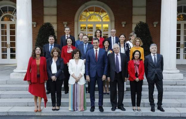 El coste de los sueldos de altos cargos sube un 15,9 por ciento con el Gobierno de Sánchez 1