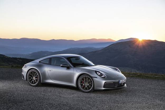 Ya tenemos precio para el nuevo Porsche 911 992: A partir de 138.105€ 19
