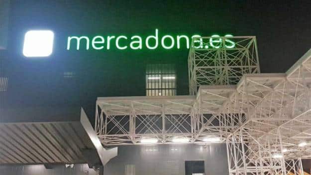 Mercadona busca repartidores y preparadores de pedidos por internet con sueldos de 1.800€ 1