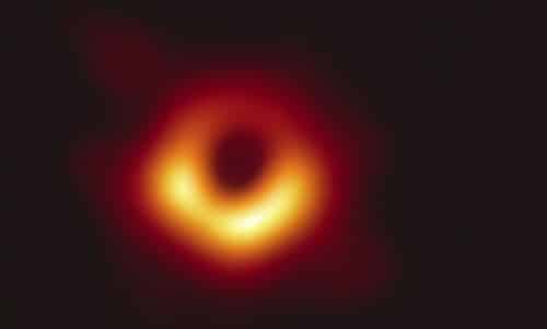 Esta es la primera imagen real de un agujero negro 13