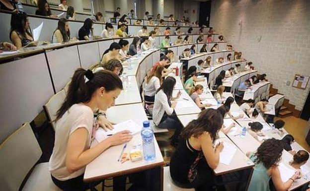 Oposiciones: El BOE publica la oferta de empleo público para 2019, con 33.793 plazas 1
