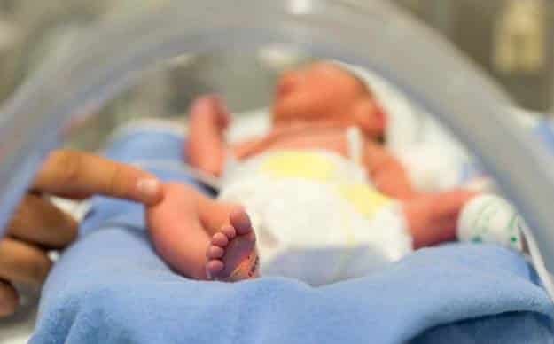 Un bebé de 17 meses ingresado en coma en Valencia intoxicado por cocaína y cannabis 10