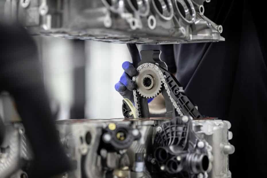 Así es el motor M 139 de Mercedes-AMG: Cuatro cilindros turbo de 2.0l y ¡¡421 CV!! 4