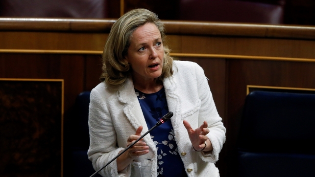 Calviño admite que la crisis dejará una "enorme deuda" que "puede ser un lastre para generaciones futuras" 1