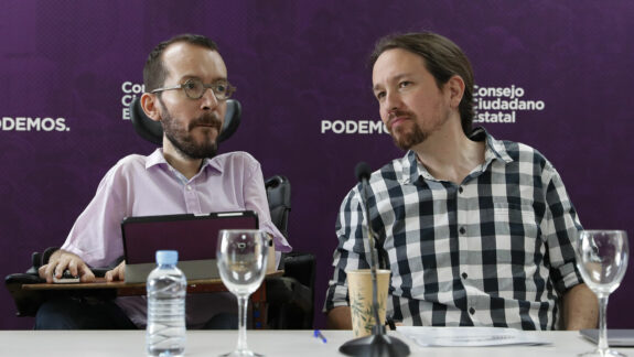 El juez imputa a Podemos como persona jurídica en la causa por la financiación del partido 4