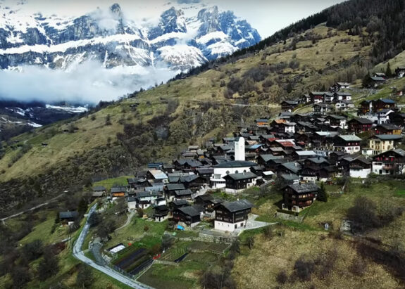 Un bonito pueblo de Suiza ofrece hasta 70.000€ a quien quiera vivir allí 1