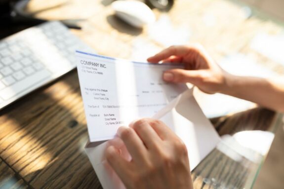Bancos que te regalan hasta 350 euros a cambio de tu nómina 1