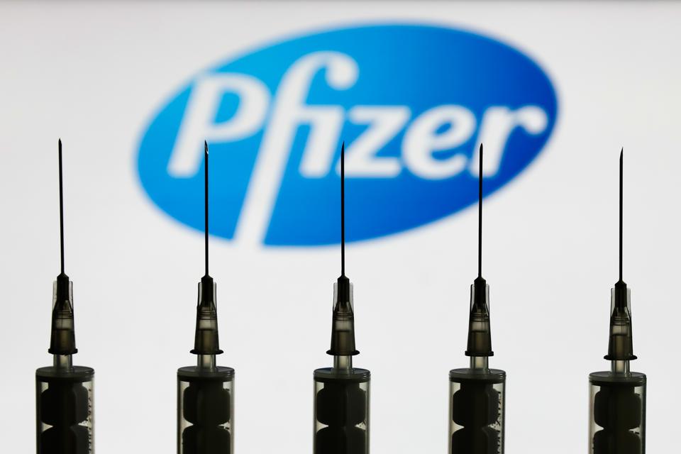 El petróleo de Texas se dispara casi un 9% por la vacuna de Pfizer. 4