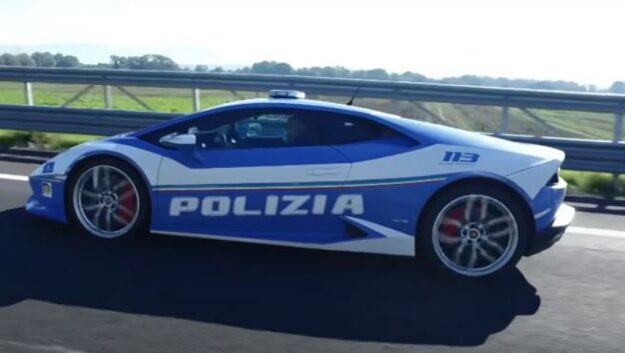 La policía italiana utilizó un Lamborghini Huracán LP 610-4 para transportar un riñón en un tiempo récord. 1