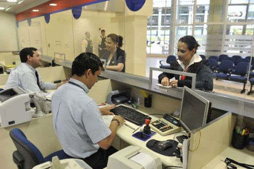 ¿Sabes cuántos empleados ha despedido la banca los últimos años? 1