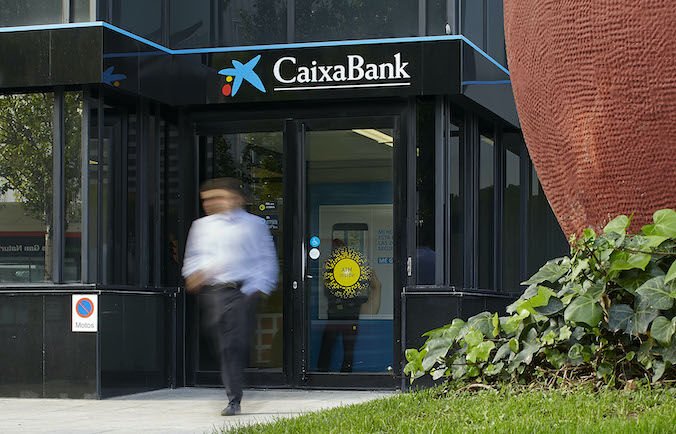 CaixaBank se puede meter en un lío por sus "tarjetas híbridas" 1