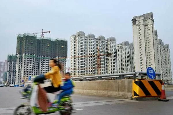 China va a contracorriente y realiza una rebaja récord del tipo de interés para las hipotecas 1