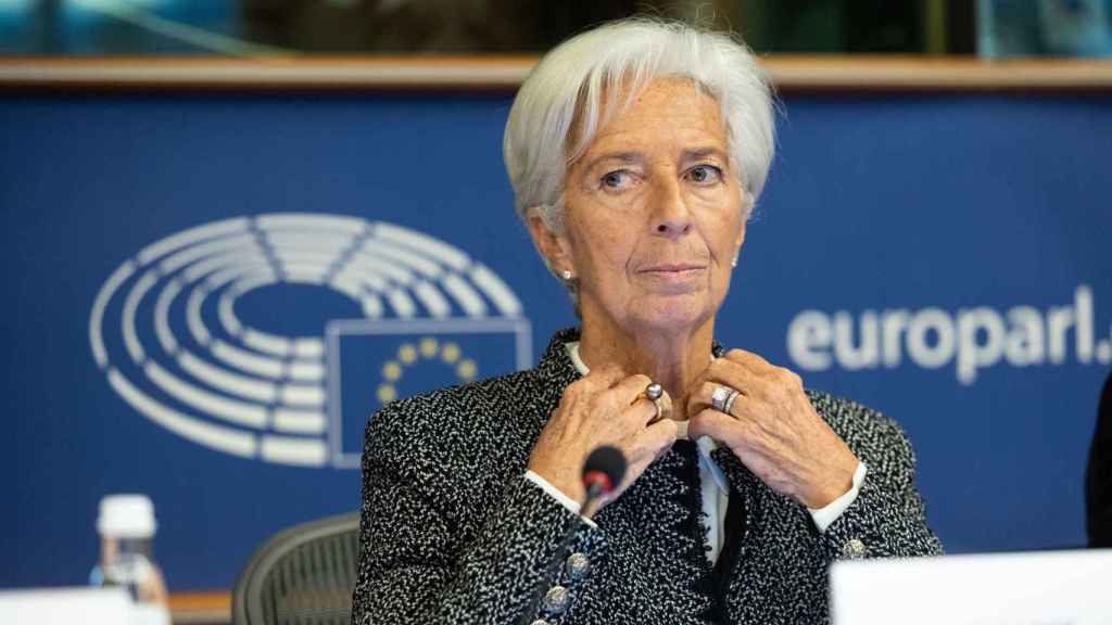 Mazazo para los hipotecados, Lagarde avisa que los tipos de interés seguirán subiendo "significativamente" 1