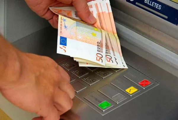 La poca vergüenza de los bancos españoles con los ahorradores 1