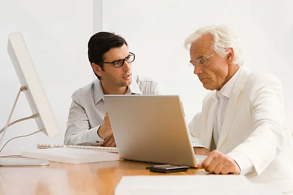 Boomers ganan, millennials pierden: Así ha cambiado el ahorro generacional 1