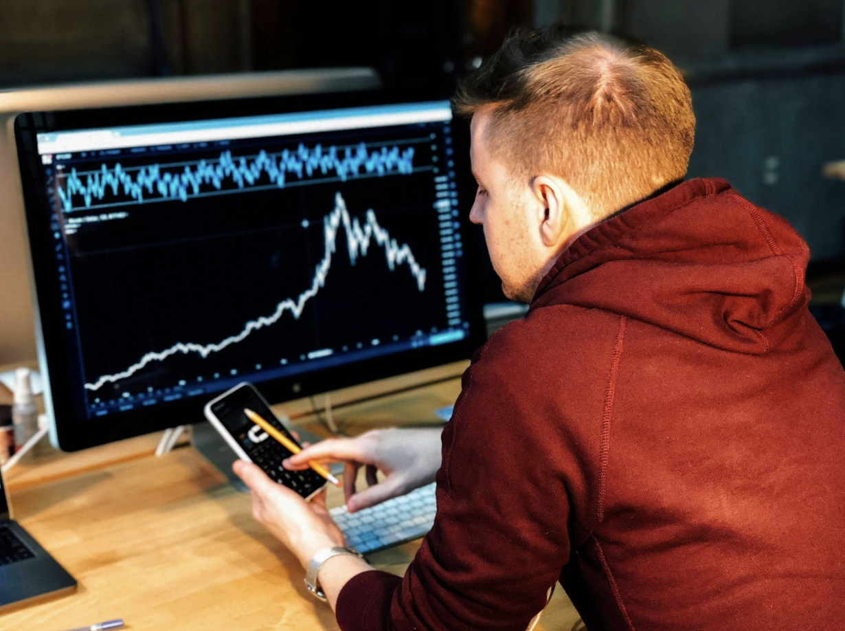 Economía conductual: por qué asumimos riesgos en las finanzas igual que en el juego 1