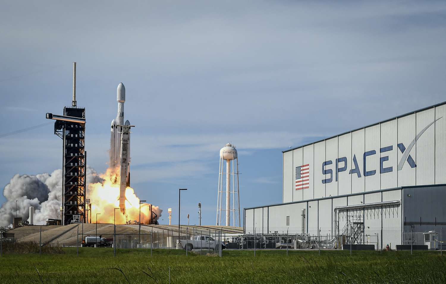 Inversión interplanetaria: SpaceX lanzará la mayor OPV de la historia para financiar Starship y su expansión espacial. 1