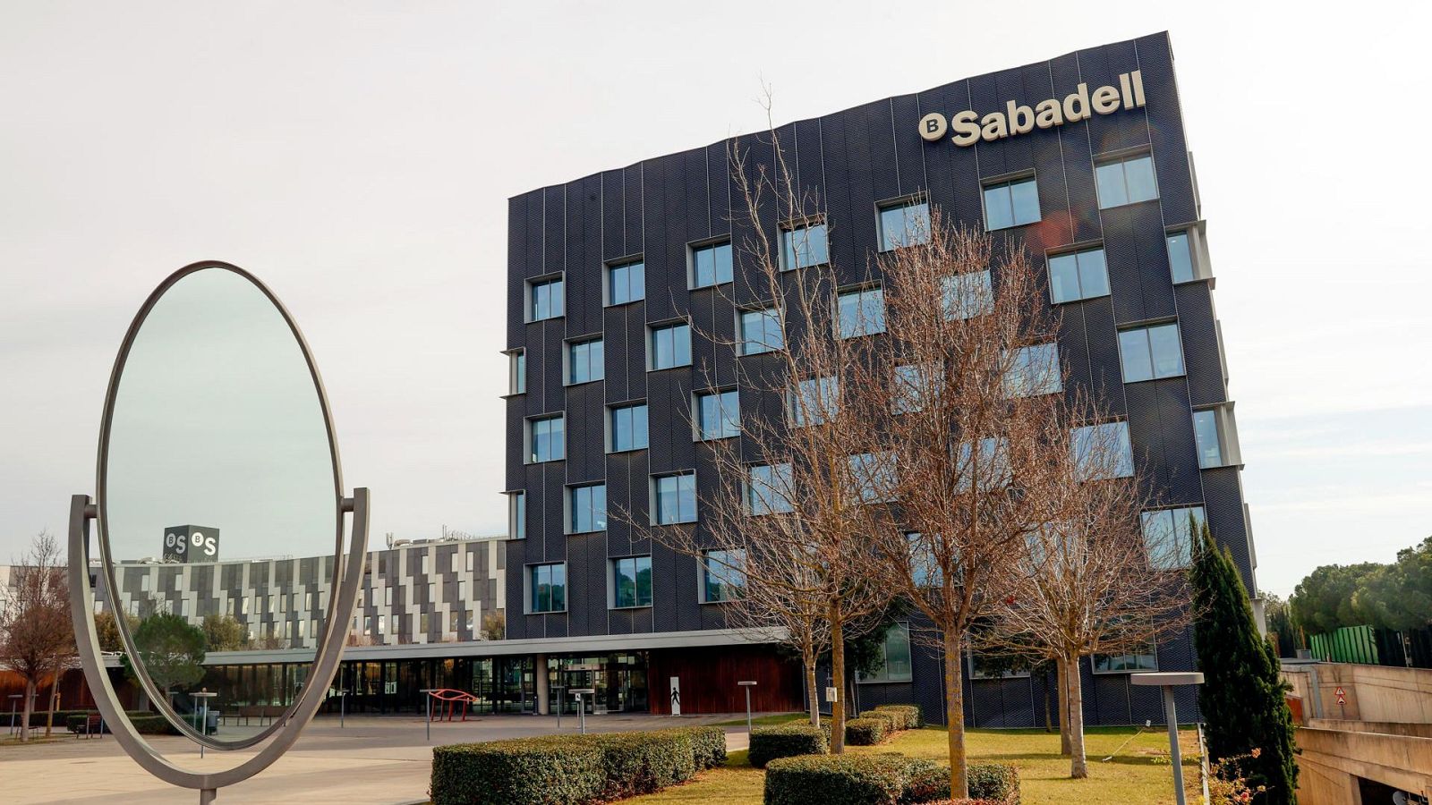 Banco sabadell: cotización estancada tras el fracaso de la opa de bbva 1