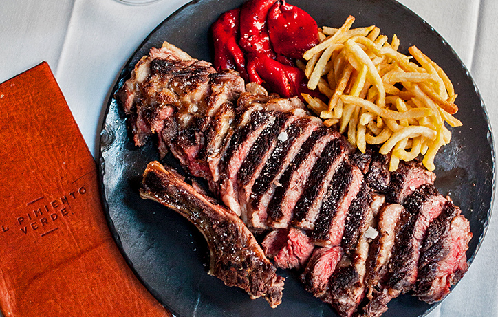 Podemos alerta del consumo "insostenible" de carne y pide más productos vegetales en supermercados 1