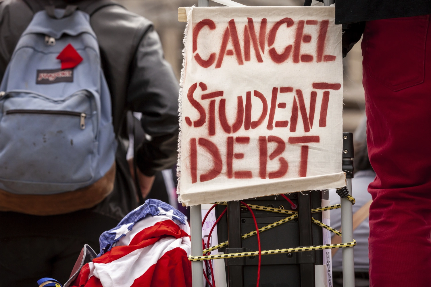 Muchos estadounidenses no pueden jubilarse porque deben dinero de la universidad 1